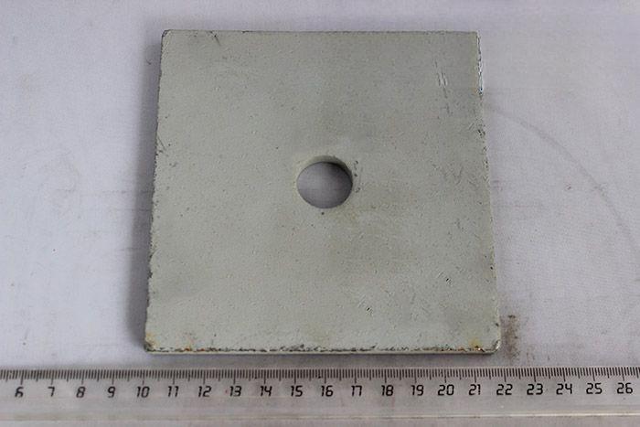 Плата 10x120x120, d=22 мм